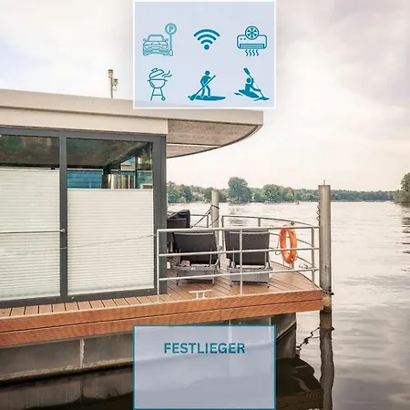 Ferienhaus Floatinghouse Nike